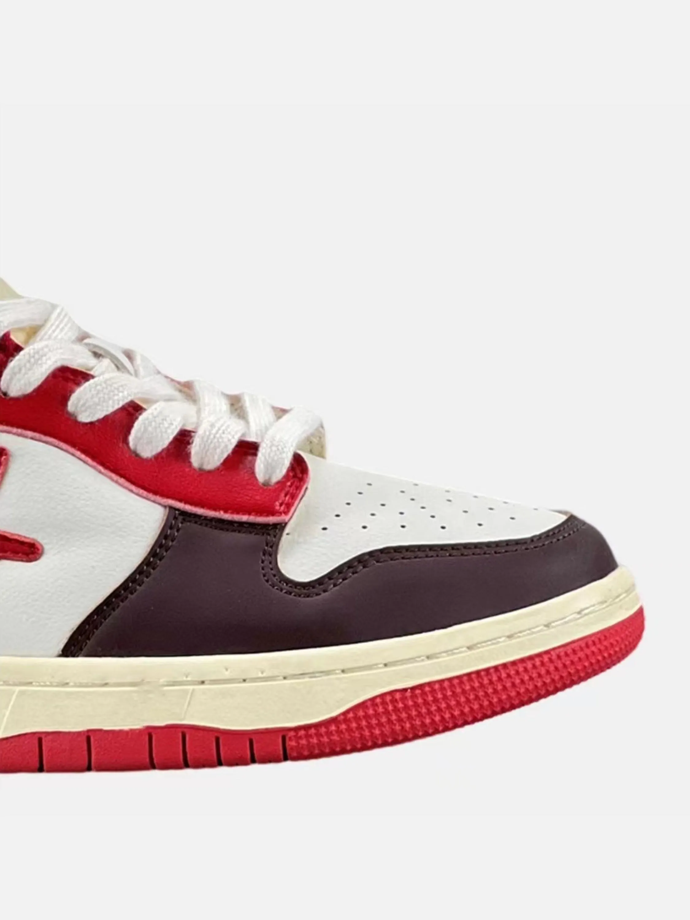 Kicksteria - American Retro Casual Sneakers