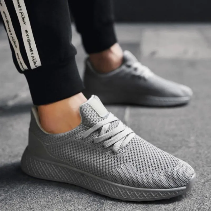 Men's Casual Lightweight Breathable Sneakers | Plus Size
